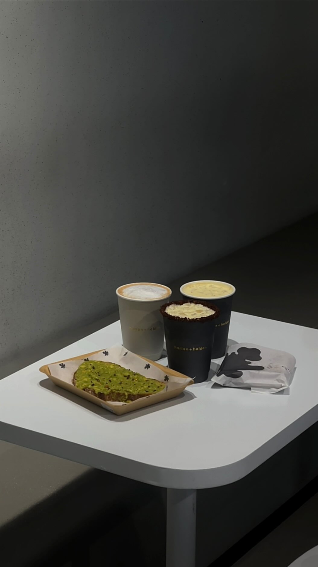 https://d2zmqyh8caa94h.cloudfront.net/creator_social_media_contents/instagram/reels/C6JJAHHReAT/C6JJAHHReAT.mp4