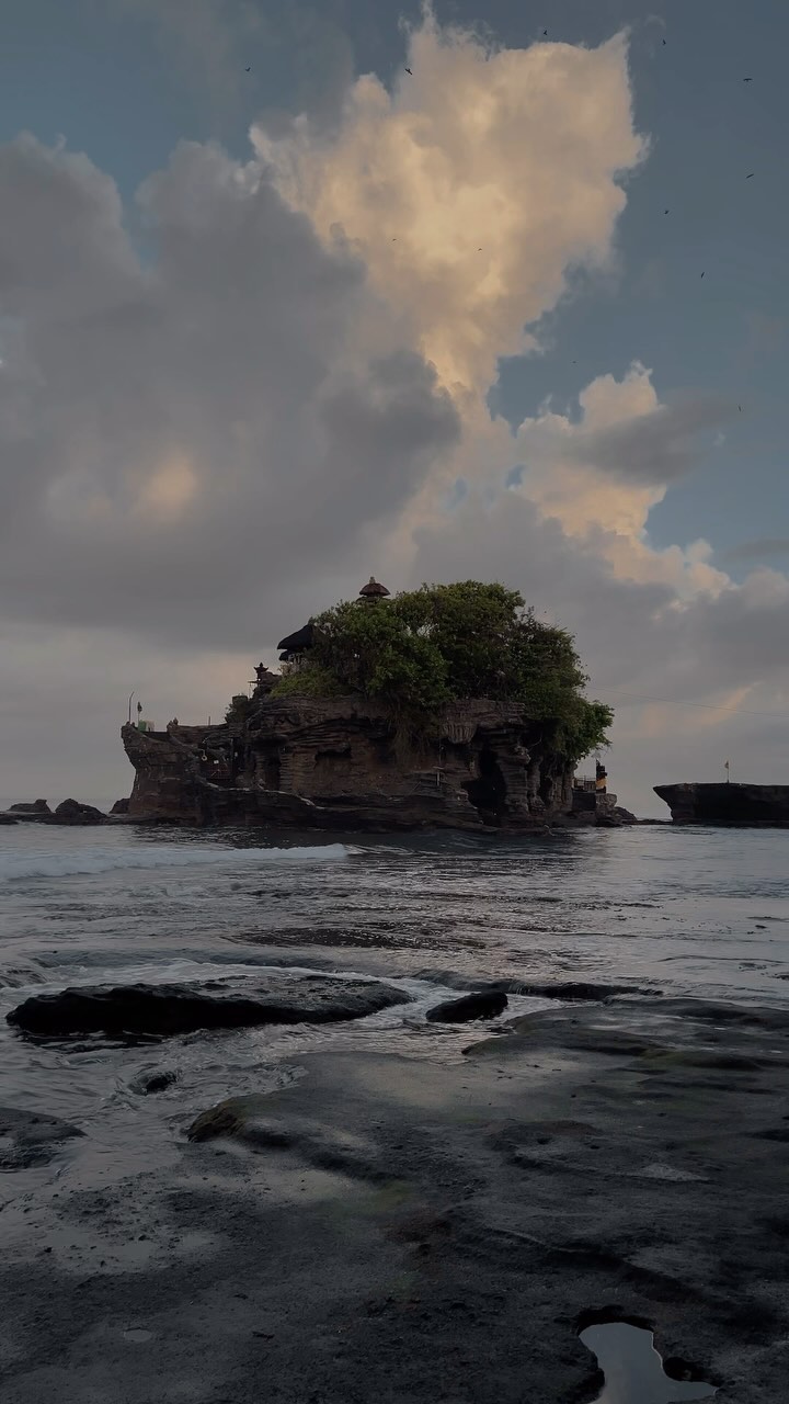 https://d2zmqyh8caa94h.cloudfront.net/creator_social_media_contents/instagram/reels/C6sbzU8PzGG/C6sbzU8PzGG.mp4