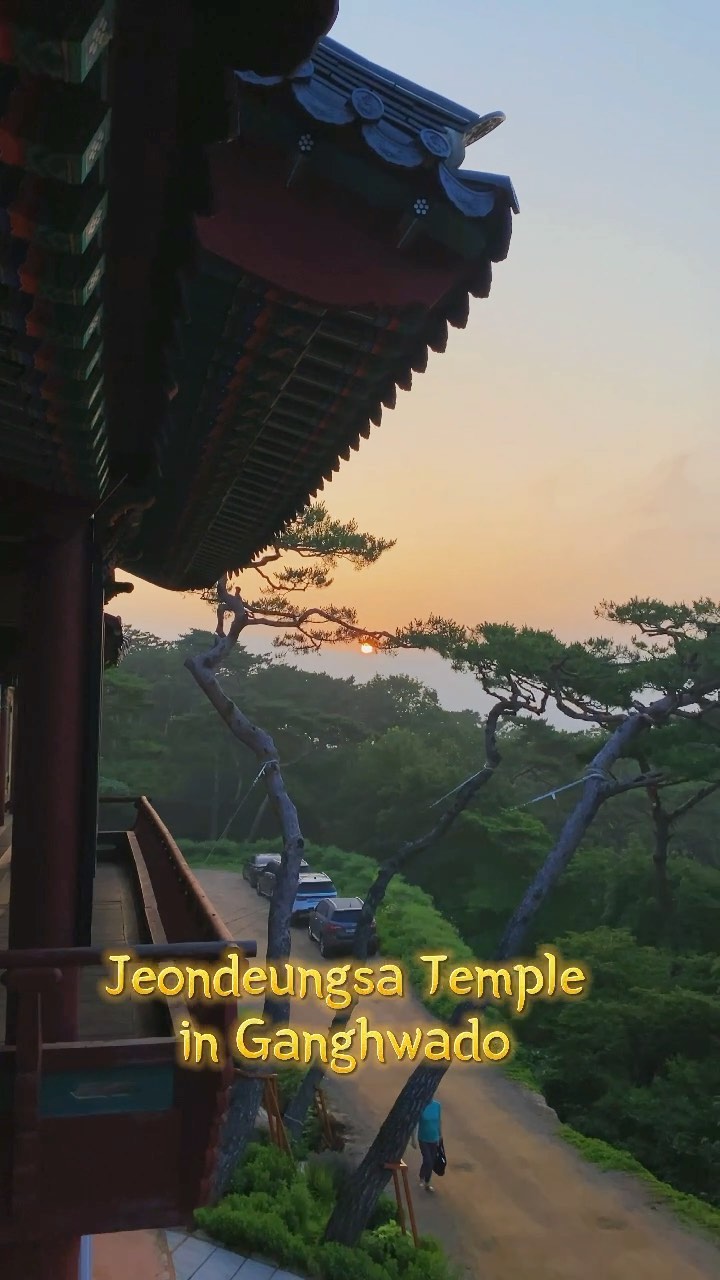 https://d2zmqyh8caa94h.cloudfront.net/creator_social_media_contents/instagram/reels/CQqq2RXD4TQ/CQqq2RXD4TQ.mp4