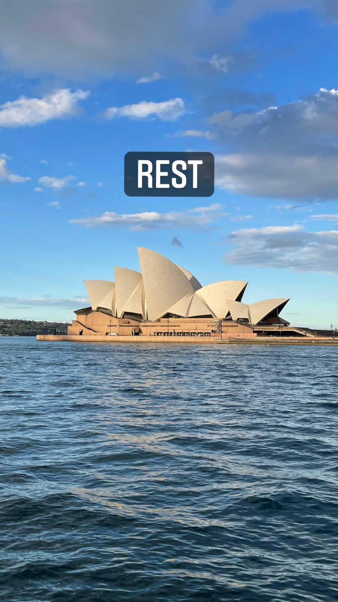 https://d2zmqyh8caa94h.cloudfront.net/creator_social_media_contents/instagram/reels/CRc5dHYjJQP/CRc5dHYjJQP.mp4