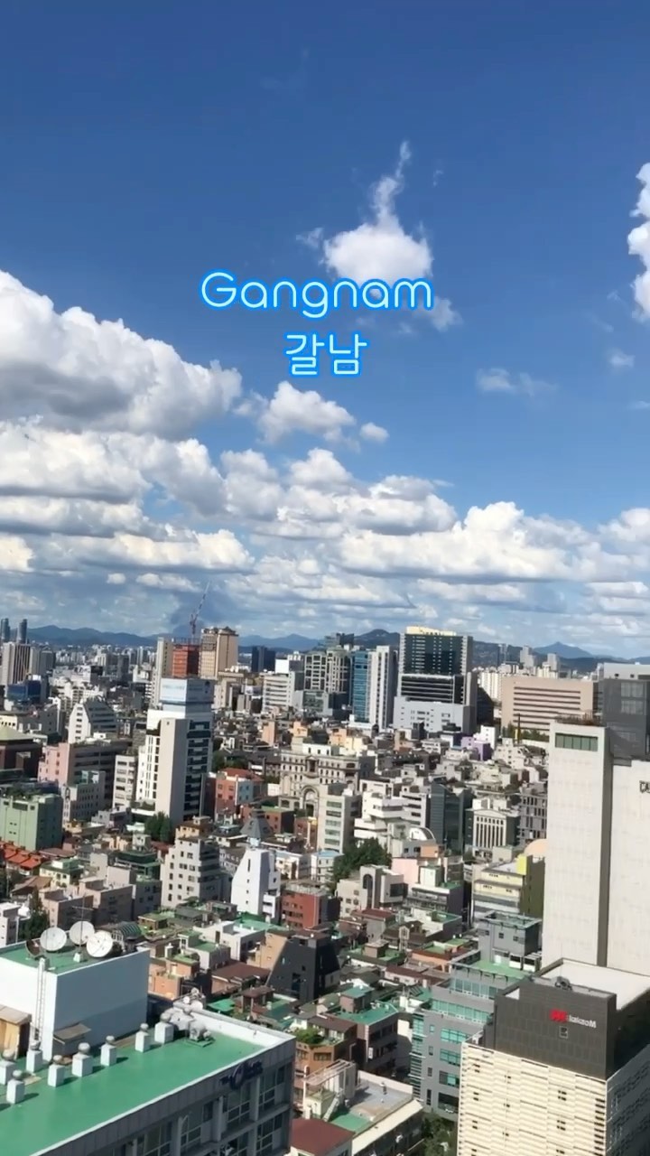 https://d2zmqyh8caa94h.cloudfront.net/creator_social_media_contents/instagram/reels/CRob5daDr3u/CRob5daDr3u.mp4