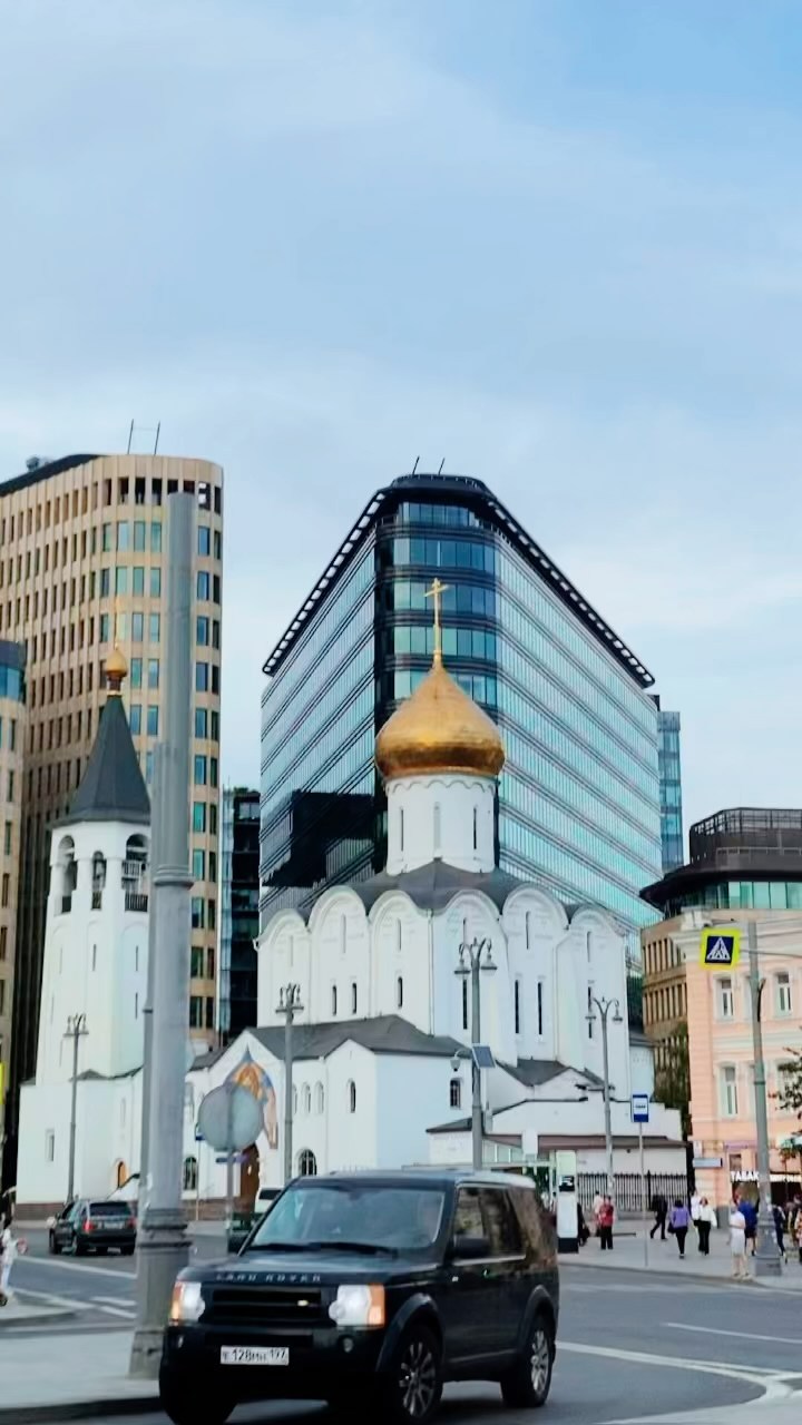 https://d2zmqyh8caa94h.cloudfront.net/creator_social_media_contents/instagram/reels/CSbtWZXg5sR/CSbtWZXg5sR.mp4