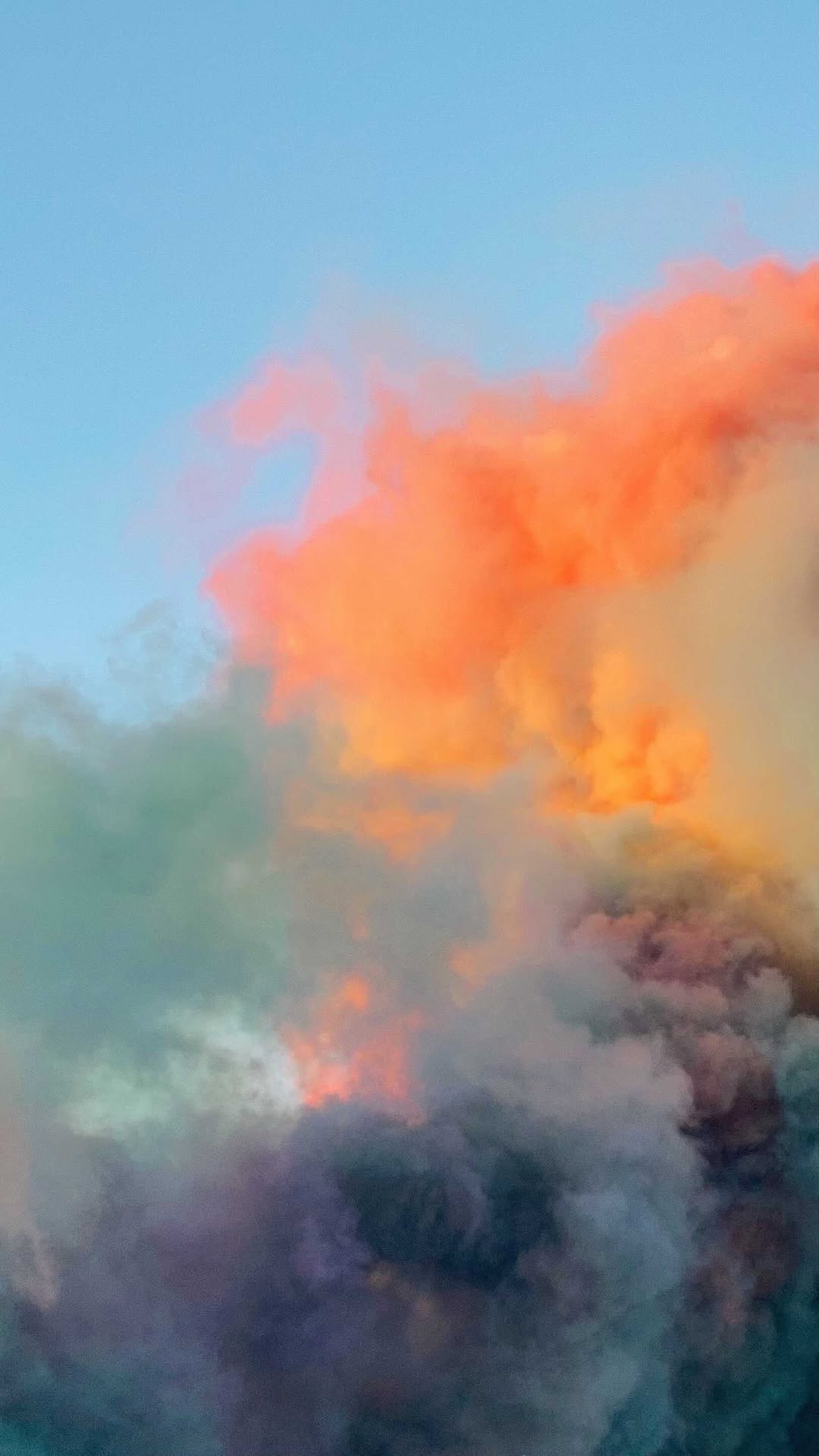 https://d2zmqyh8caa94h.cloudfront.net/creator_social_media_contents/instagram/reels/CVRX8rsppzb/CVRX8rsppzb.mp4
