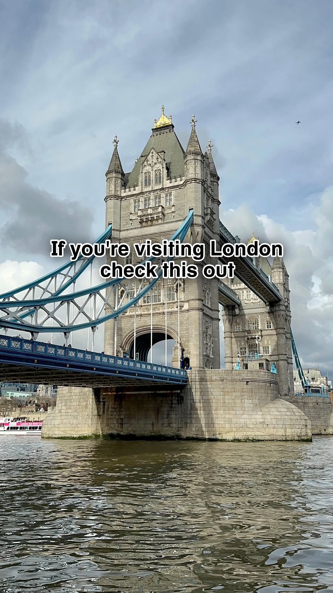 https://d2zmqyh8caa94h.cloudfront.net/creator_social_media_contents/instagram/reels/C_d8j3Ao73X/C_d8j3Ao73X.mp4