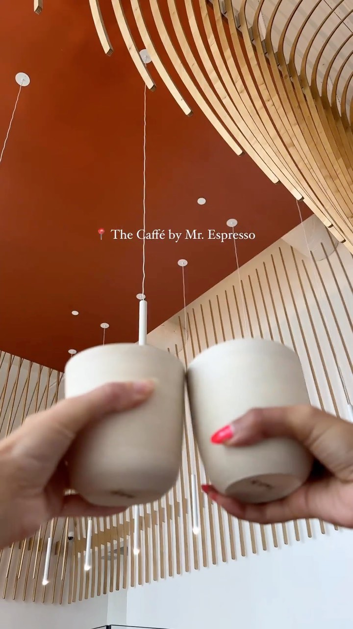 https://d2zmqyh8caa94h.cloudfront.net/creator_social_media_contents/instagram/reels/CuZefGYN4qA/CuZefGYN4qA.mp4