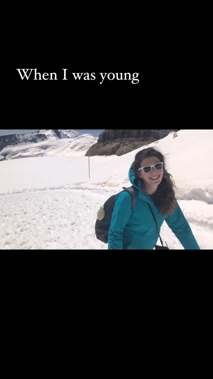 https://d2zmqyh8caa94h.cloudfront.net/creator_social_media_contents/instagram/reels/CucD5SXMfaJ/CucD5SXMfaJ.mp4