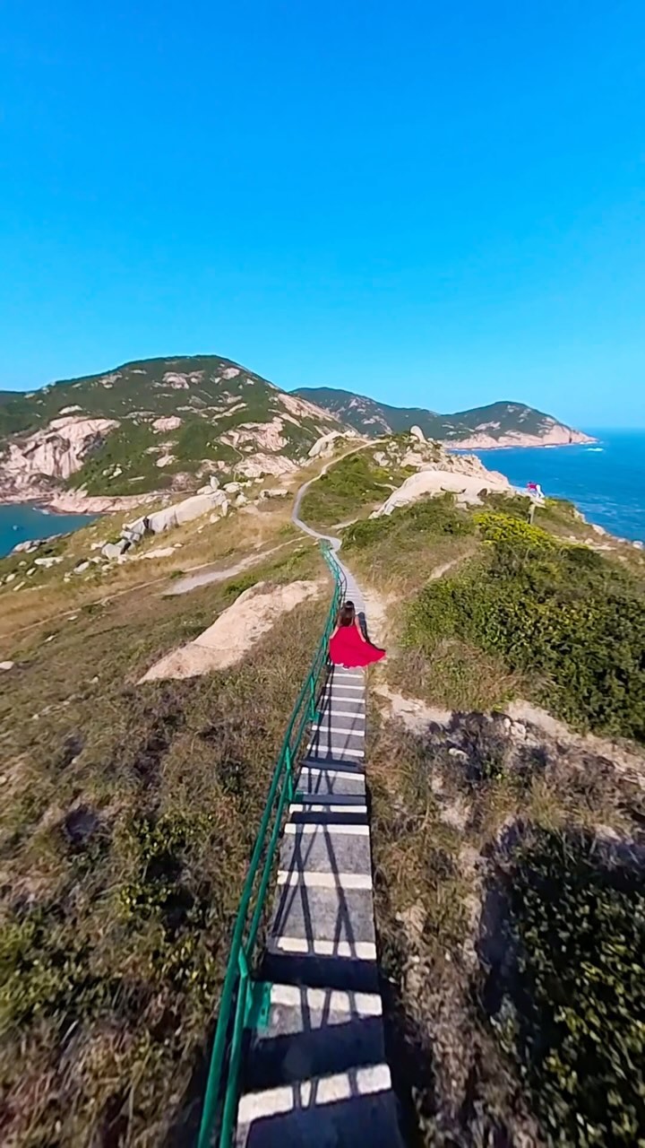 https://d2zmqyh8caa94h.cloudfront.net/creator_social_media_contents/instagram/reels/Cz2e-MJBv96/Cz2e-MJBv96.mp4