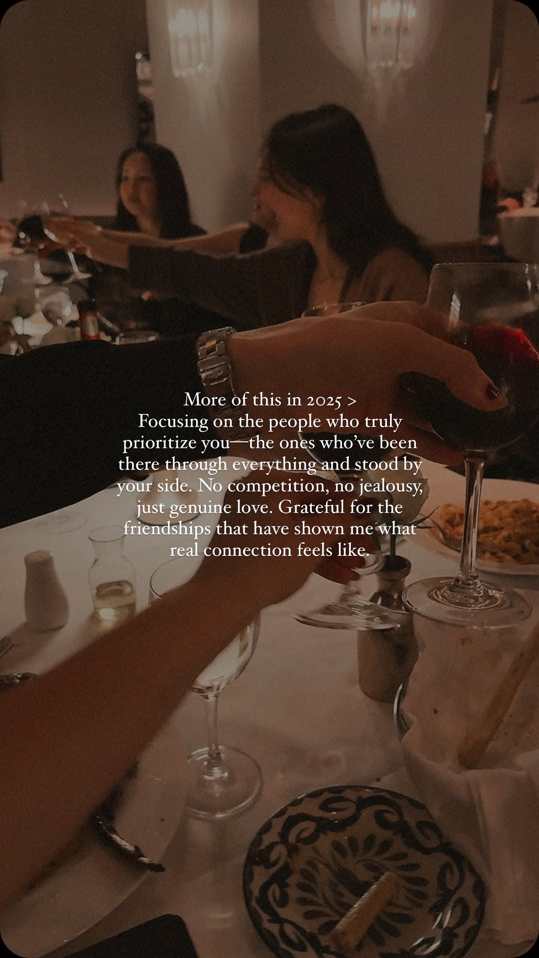 https://d2zmqyh8caa94h.cloudfront.net/creator_social_media_contents/instagram/reels/DD5yg6soGLO/DD5yg6soGLO.mp4