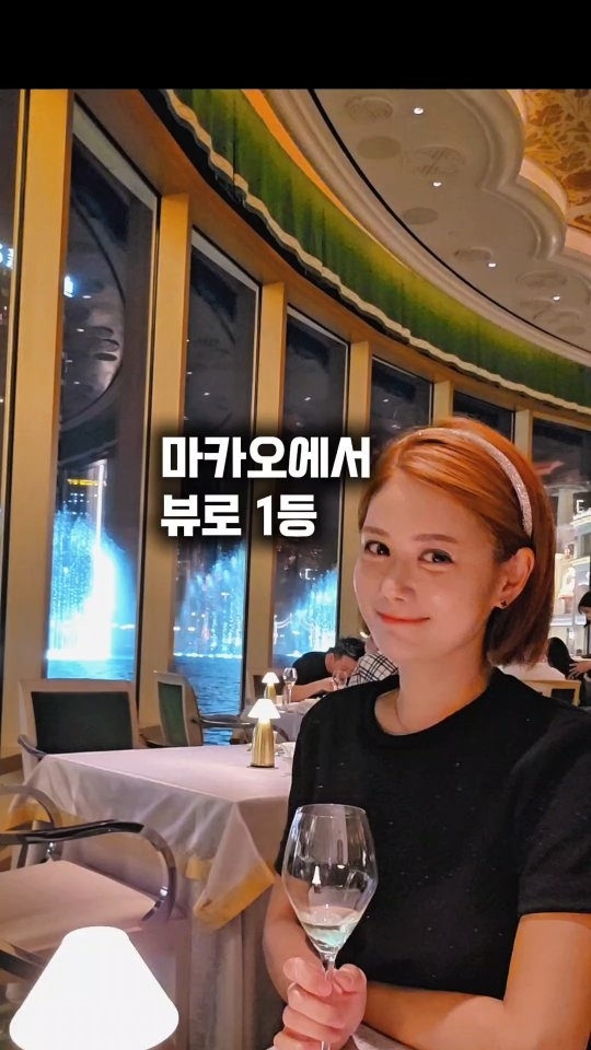 https://d2zmqyh8caa94h.cloudfront.net/creator_social_media_contents/instagram/reels/DDwxaqITkpM/DDwxaqITkpM.mp4
