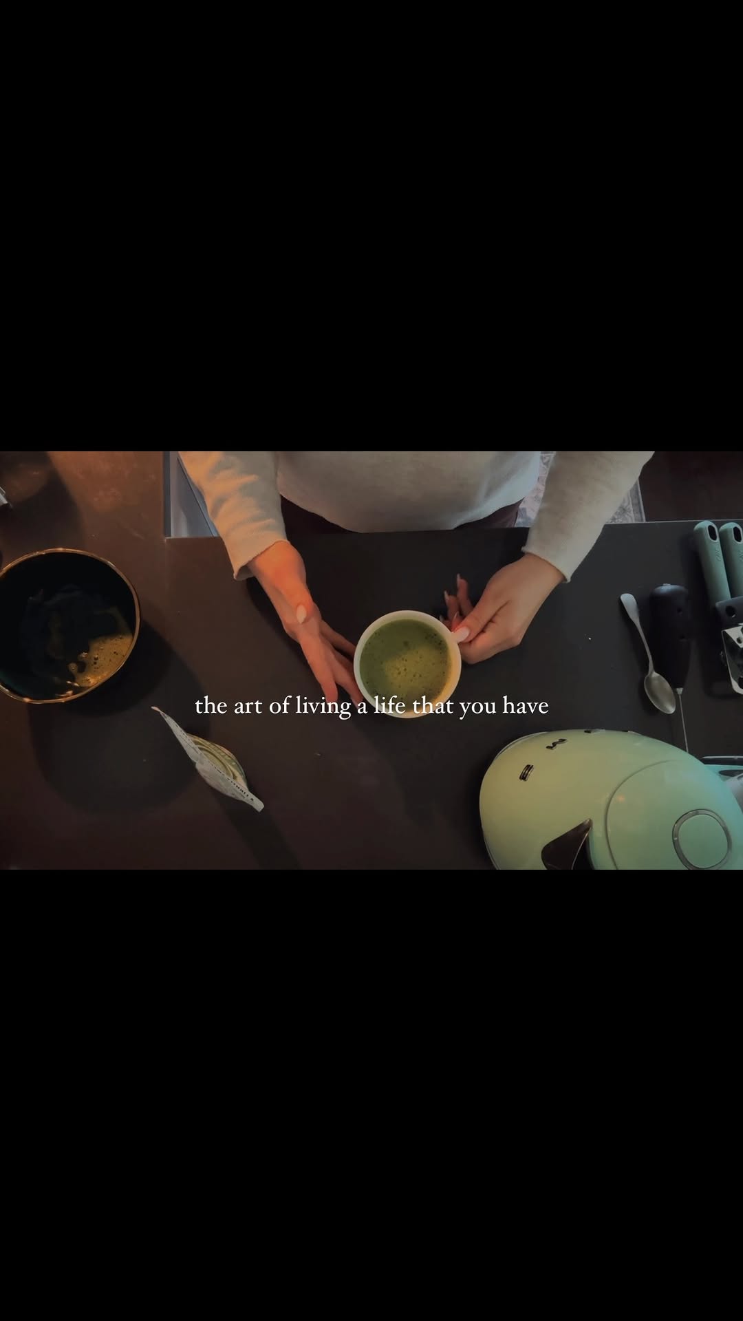 https://d2zmqyh8caa94h.cloudfront.net/creator_social_media_contents/instagram/reels/DE8diKpS1uy/DE8diKpS1uy.mp4