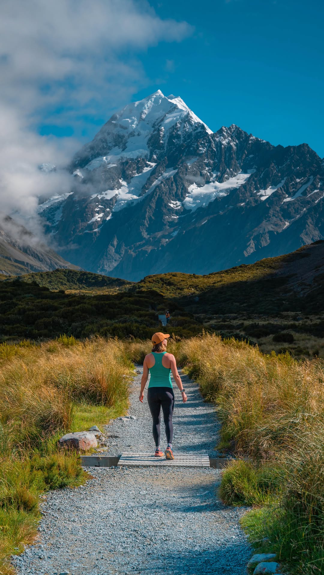 https://d2zmqyh8caa94h.cloudfront.net/creator_social_media_contents/instagram/reels/DElu4ZNRJ_v/DElu4ZNRJ_v.mp4