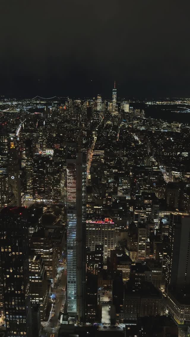 https://d2zmqyh8caa94h.cloudfront.net/creator_social_media_contents/instagram/reels/DFgShEPS7qz/DFgShEPS7qz.mp4