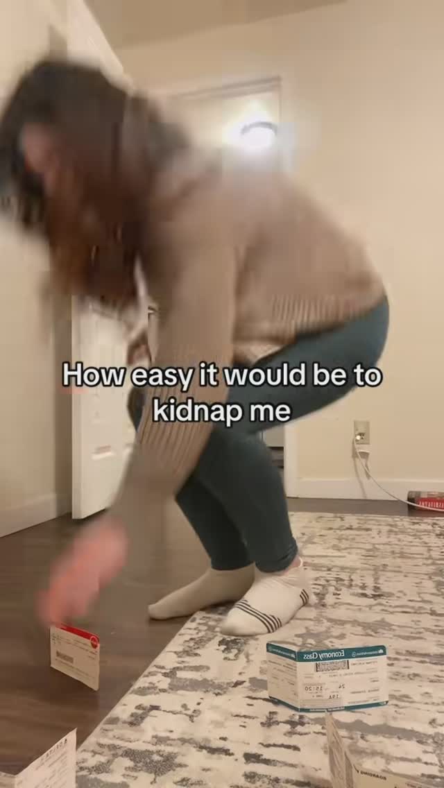 https://d2zmqyh8caa94h.cloudfront.net/creator_social_media_contents/instagram/reels/DFvLFEgvhde/DFvLFEgvhde.mp4