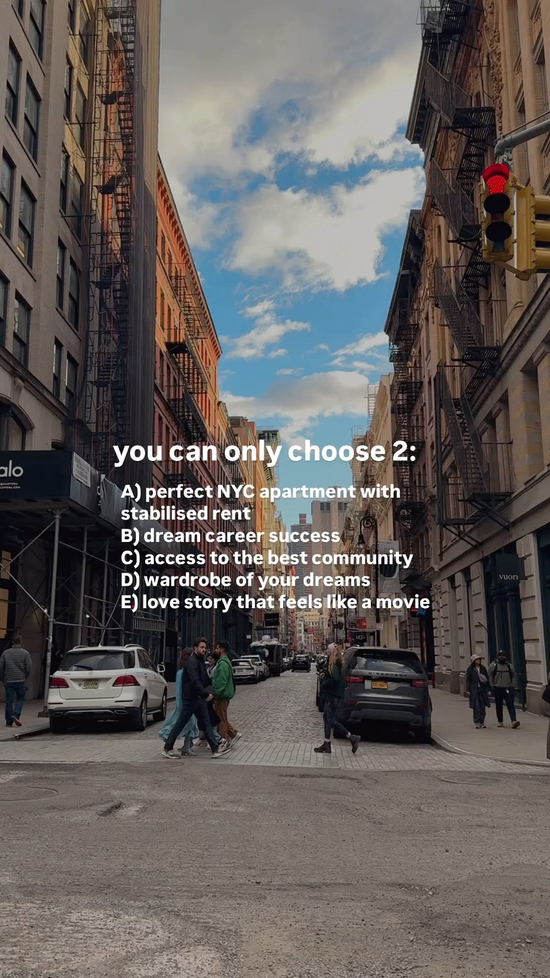 https://d2zmqyh8caa94h.cloudfront.net/creator_social_media_contents/instagram/reels/DGBTXMQxGnl/DGBTXMQxGnl.mp4