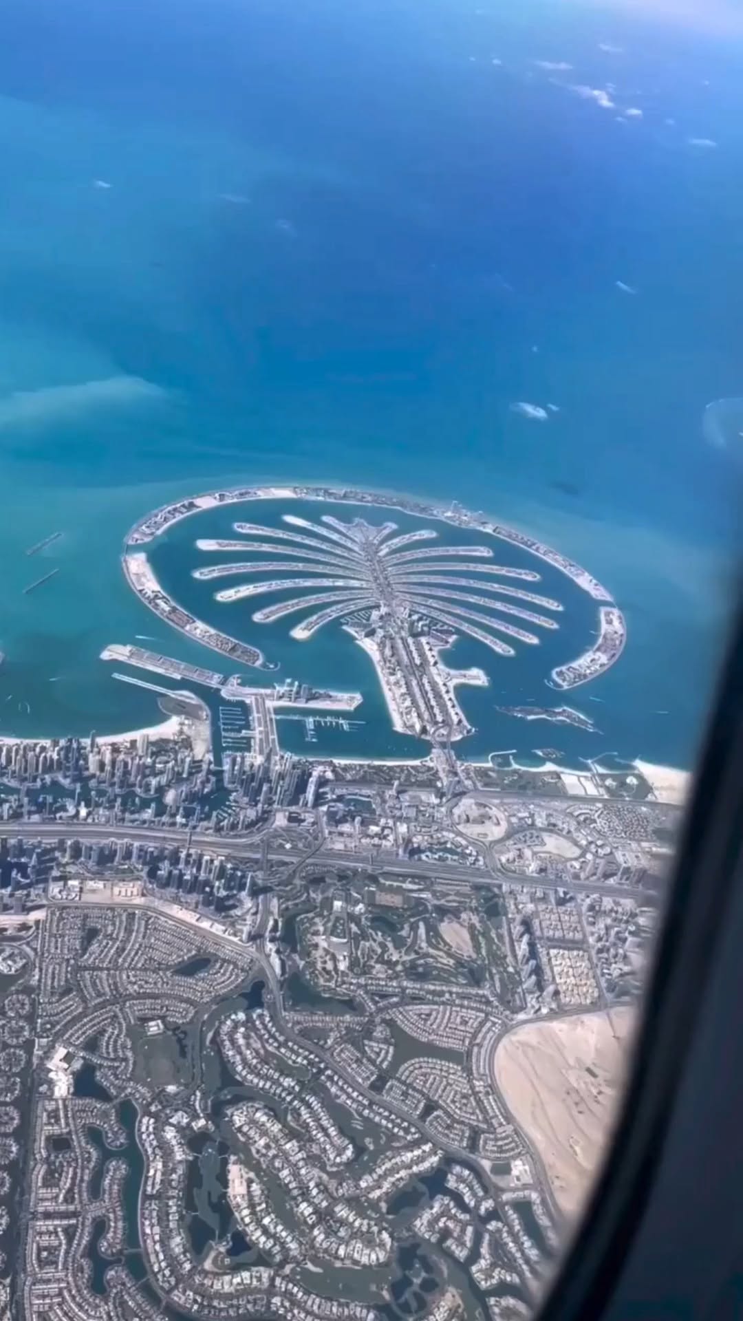 Palm Jumeirah's Iconic Dubai Island