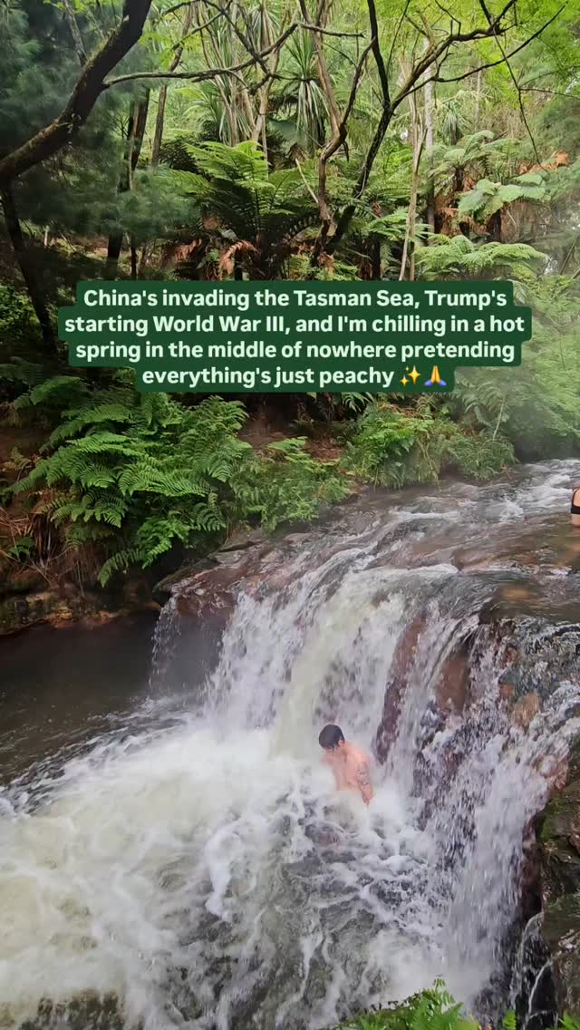 https://d2zmqyh8caa94h.cloudfront.net/creator_social_media_contents/instagram/reels/DGg0NFdPsrF/DGg0NFdPsrF.mp4