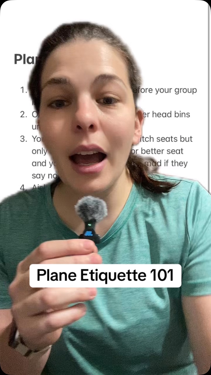 https://d2zmqyh8caa94h.cloudfront.net/creator_social_media_contents/instagram/reels/DHoBlewxAsT/DHoBlewxAsT.mp4