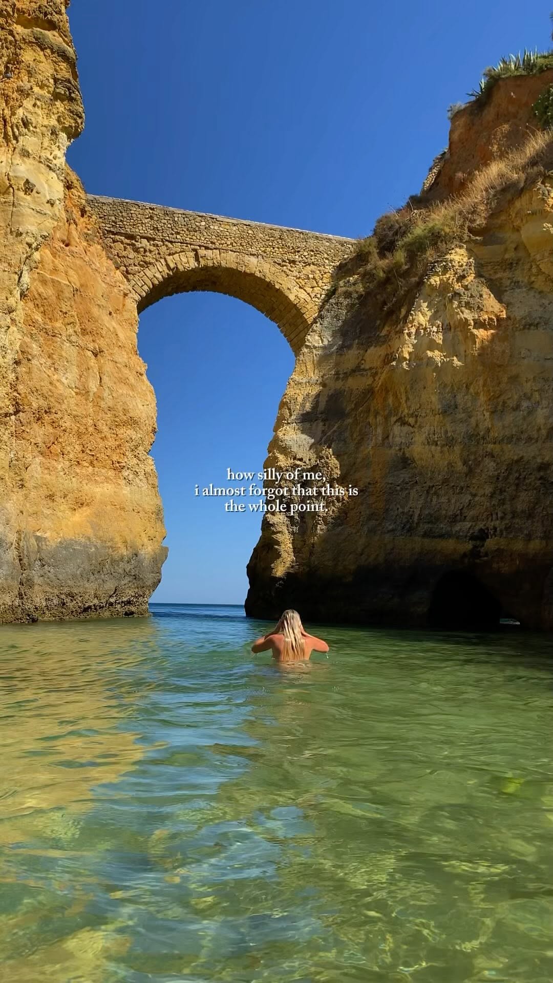 https://d2zmqyh8caa94h.cloudfront.net/creator_social_media_contents/instagram/reels/DIZfW0fMjJv/DIZfW0fMjJv.mp4