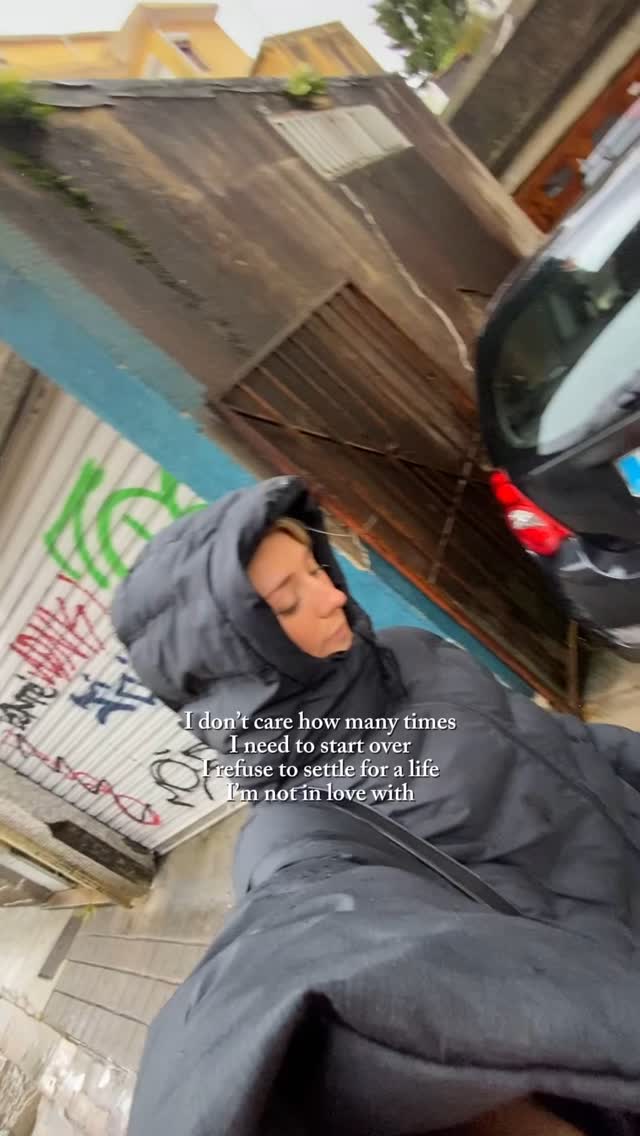 https://d2zmqyh8caa94h.cloudfront.net/creator_social_media_contents/instagram/reels/DJD8QZyMhyT/DJD8QZyMhyT.mp4