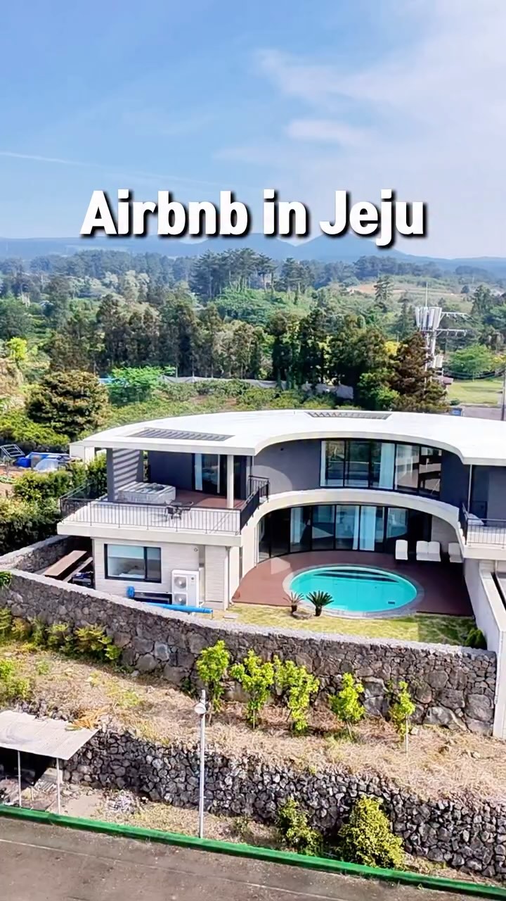 https://d2zmqyh8caa94h.cloudfront.net/creator_social_media_contents/instagram/reels/DKpD7fUTK7Q/DKpD7fUTK7Q.mp4