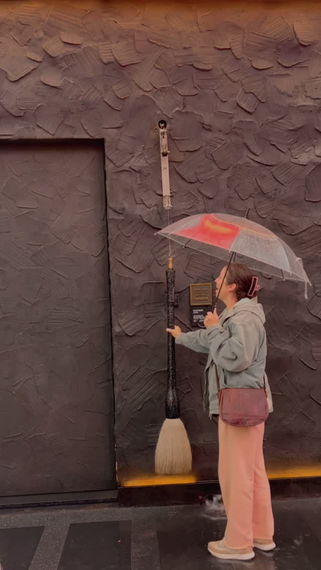 https://d2zmqyh8caa94h.cloudfront.net/creator_social_media_contents/instagram/reels/DKsuG4ryTcg/DKsuG4ryTcg.mp4