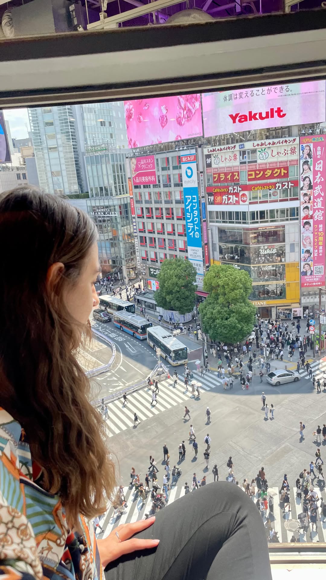 https://d2zmqyh8caa94h.cloudfront.net/creator_social_media_contents/instagram/reels/DLSepHPIPi0/DLSepHPIPi0.mp4