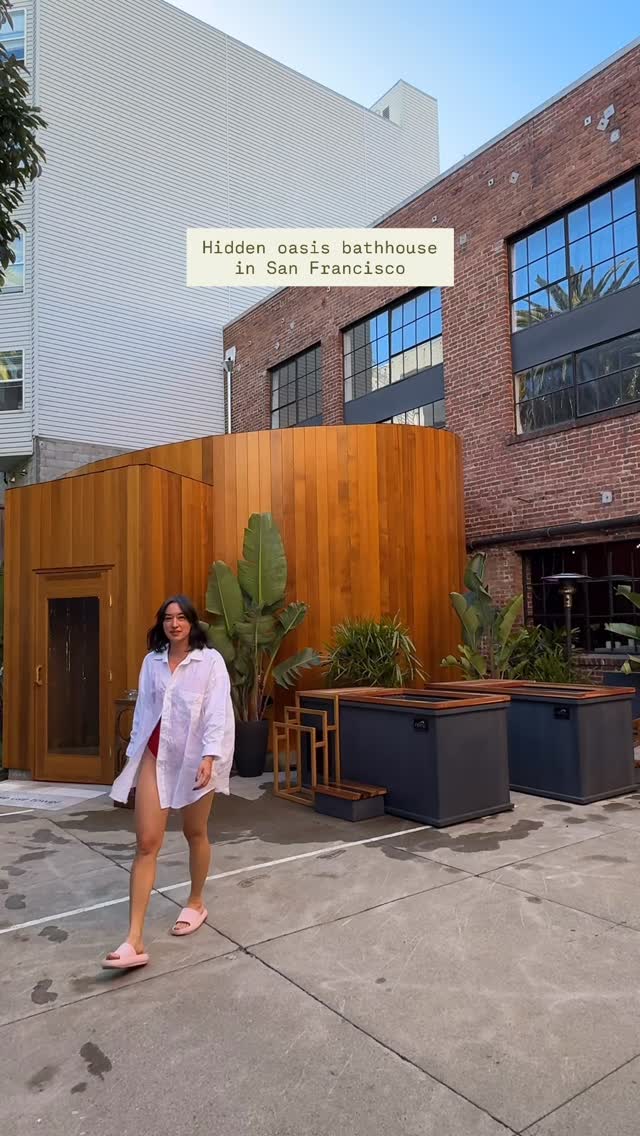 https://d2zmqyh8caa94h.cloudfront.net/creator_social_media_contents/instagram/reels/DM-gdPSJjwn/DM-gdPSJjwn.mp4