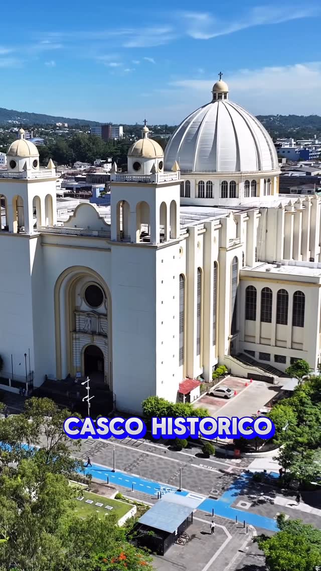 https://d2zmqyh8caa94h.cloudfront.net/creator_social_media_contents/instagram/reels/DMeeVMcNEB7/DMeeVMcNEB7.mp4