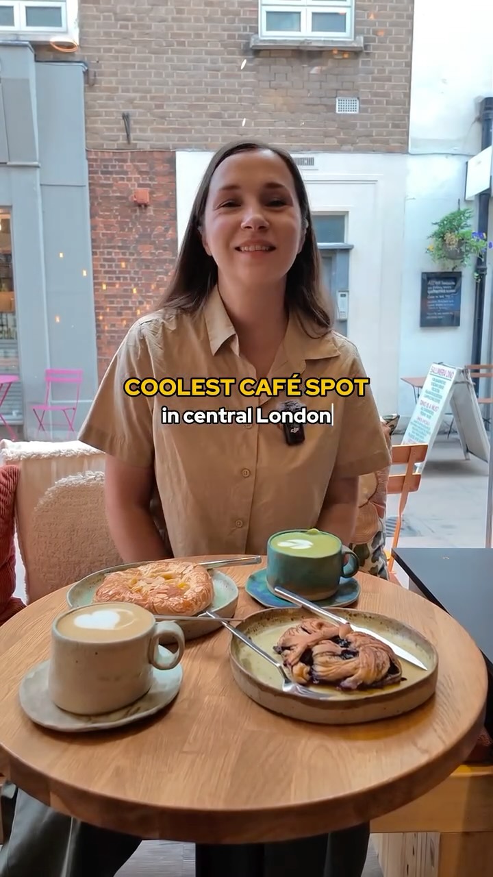 https://d2zmqyh8caa94h.cloudfront.net/creator_social_media_contents/instagram/reels/DMgMDZuoV1l/DMgMDZuoV1l.mp4