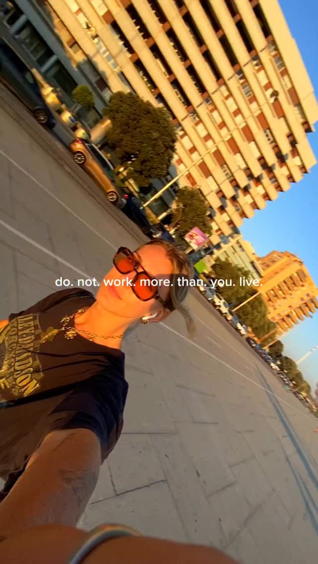 https://d2zmqyh8caa94h.cloudfront.net/creator_social_media_contents/instagram/reels/DN3gj2aWNnv/DN3gj2aWNnv.mp4