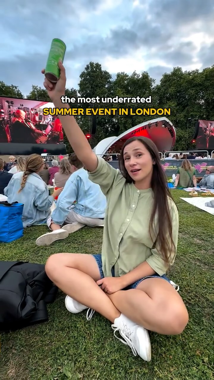 https://d2zmqyh8caa94h.cloudfront.net/creator_social_media_contents/instagram/reels/DNtchPjWAhF/DNtchPjWAhF.mp4
