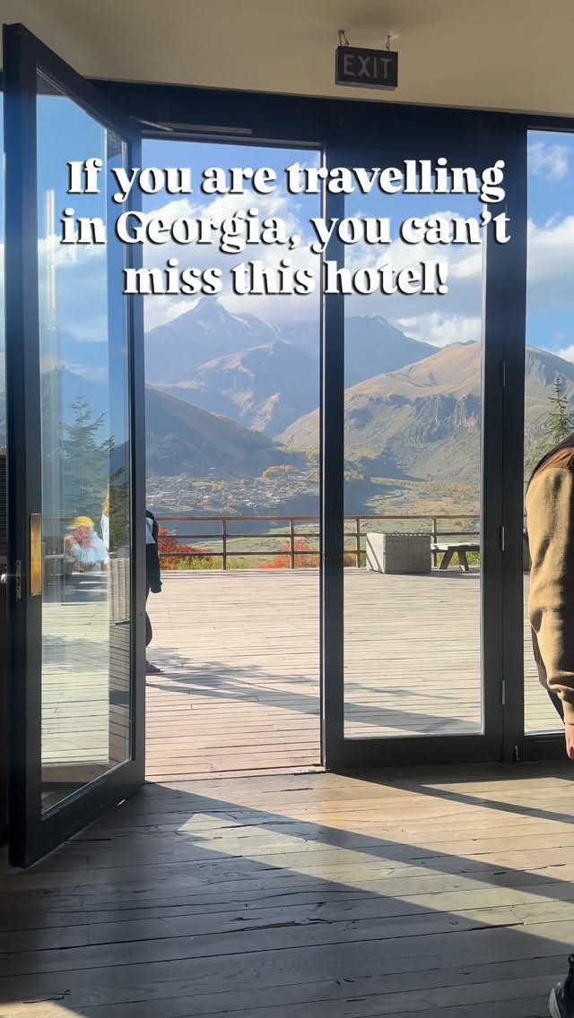 https://d2zmqyh8caa94h.cloudfront.net/creator_social_media_contents/instagram/reels/DQ0DLMuAuHR/DQ0DLMuAuHR.mp4