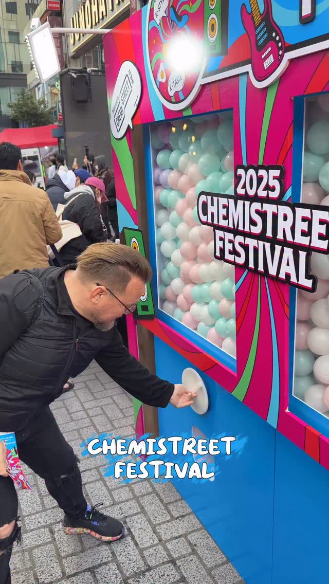 https://d2zmqyh8caa94h.cloudfront.net/creator_social_media_contents/instagram/reels/DQoGeBnkTZc/DQoGeBnkTZc.mp4
