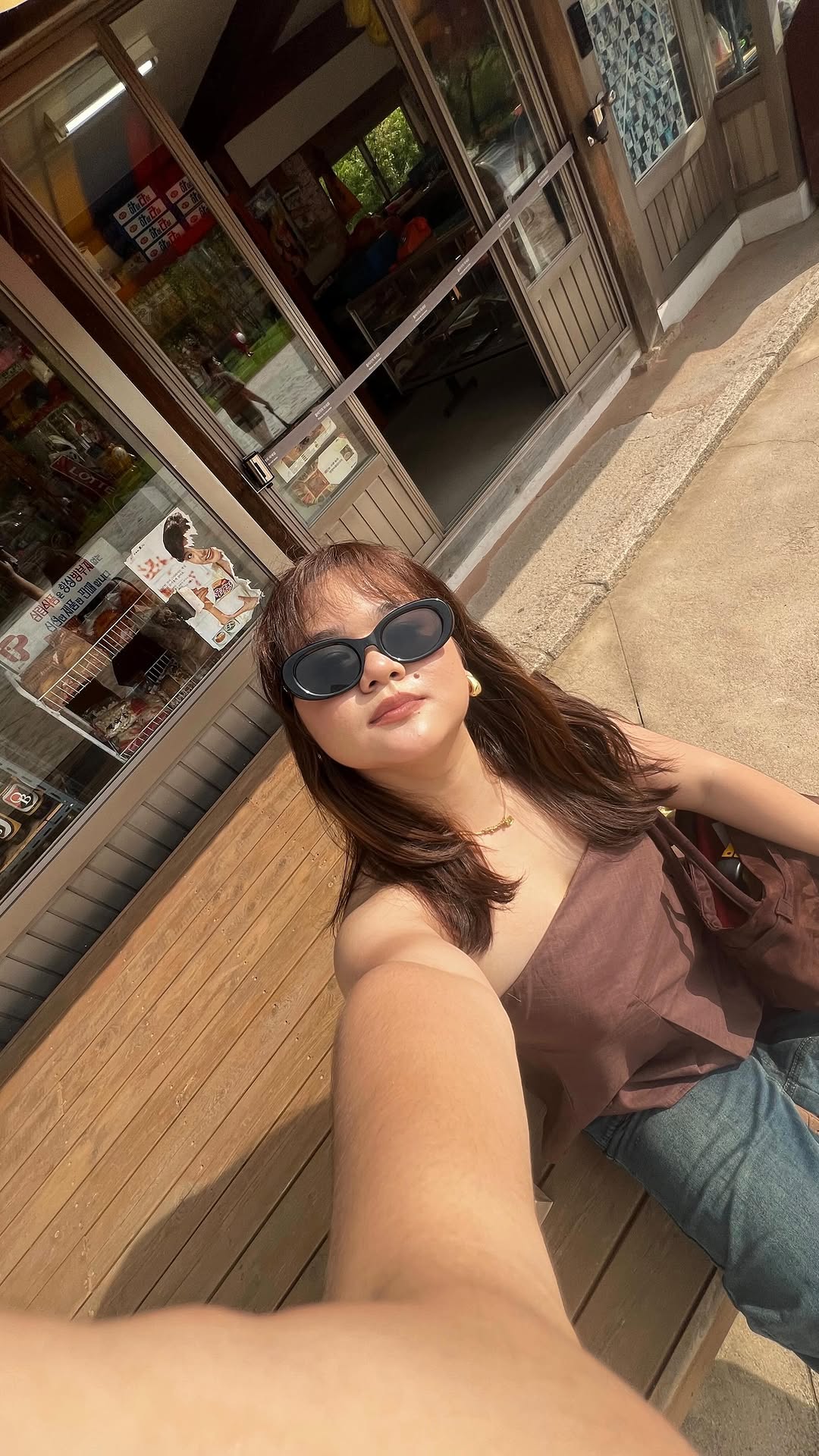 https://d2zmqyh8caa94h.cloudfront.net/creator_social_media_contents/instagram/reels/DQwFPcdErXo/DQwFPcdErXo.mp4