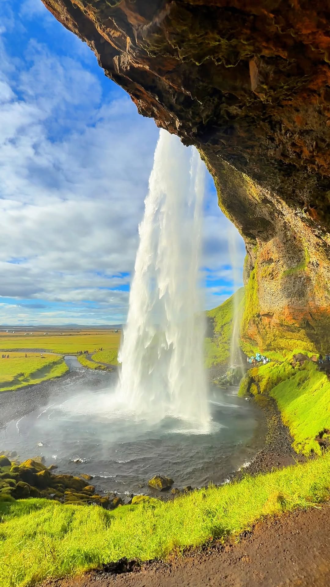 https://d2zmqyh8caa94h.cloudfront.net/creator_social_media_contents/instagram/reels/DRP5LO3CE65/DRP5LO3CE65.mp4
