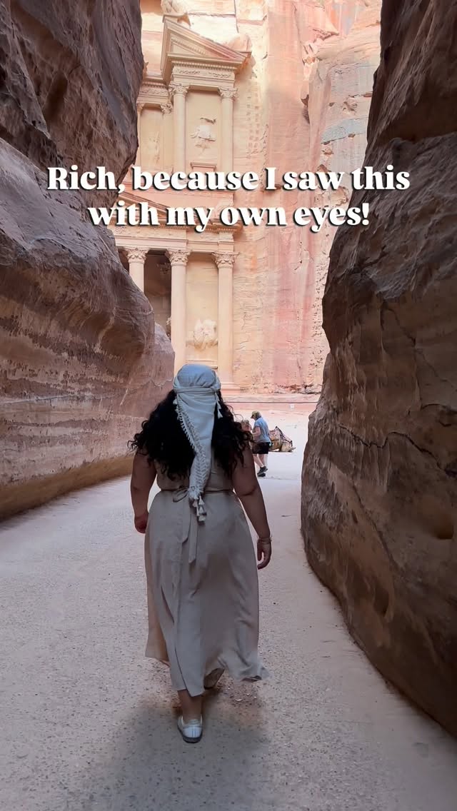 https://d2zmqyh8caa94h.cloudfront.net/creator_social_media_contents/instagram/reels/DSi4pWFggSC/DSi4pWFggSC.mp4