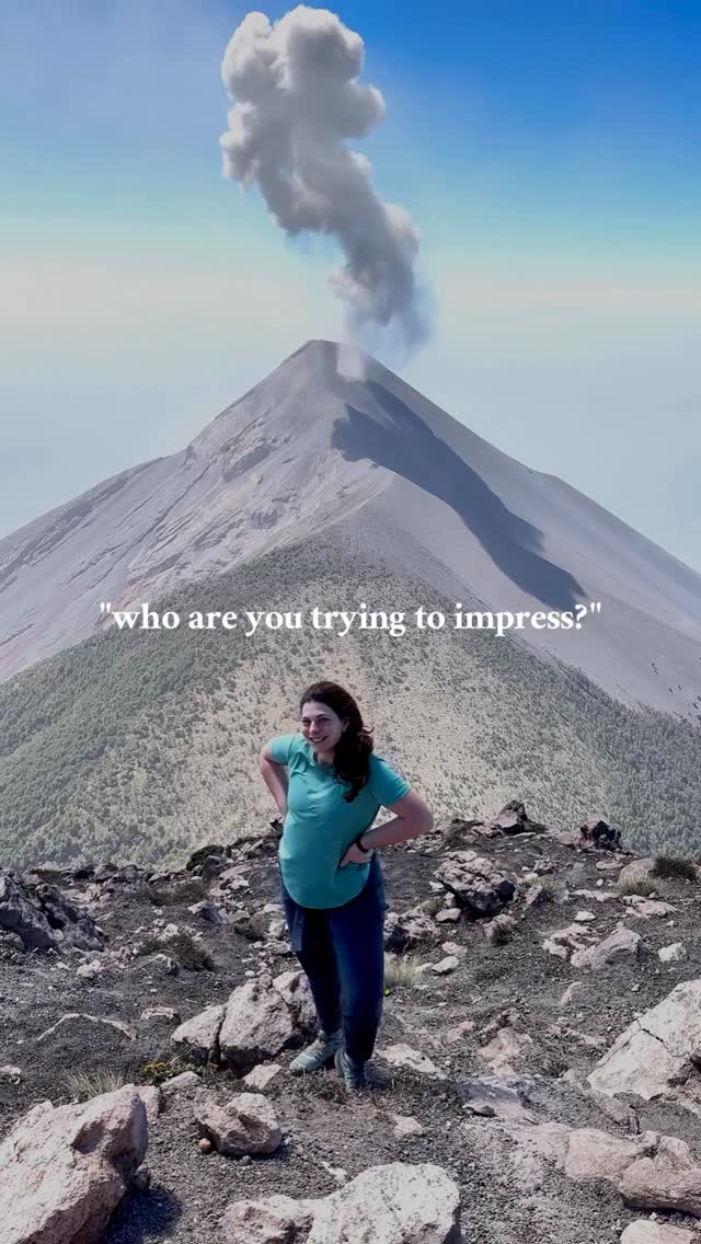 https://d2zmqyh8caa94h.cloudfront.net/creator_social_media_contents/instagram/reels/DVY6aO0kcFw/DVY6aO0kcFw.mp4