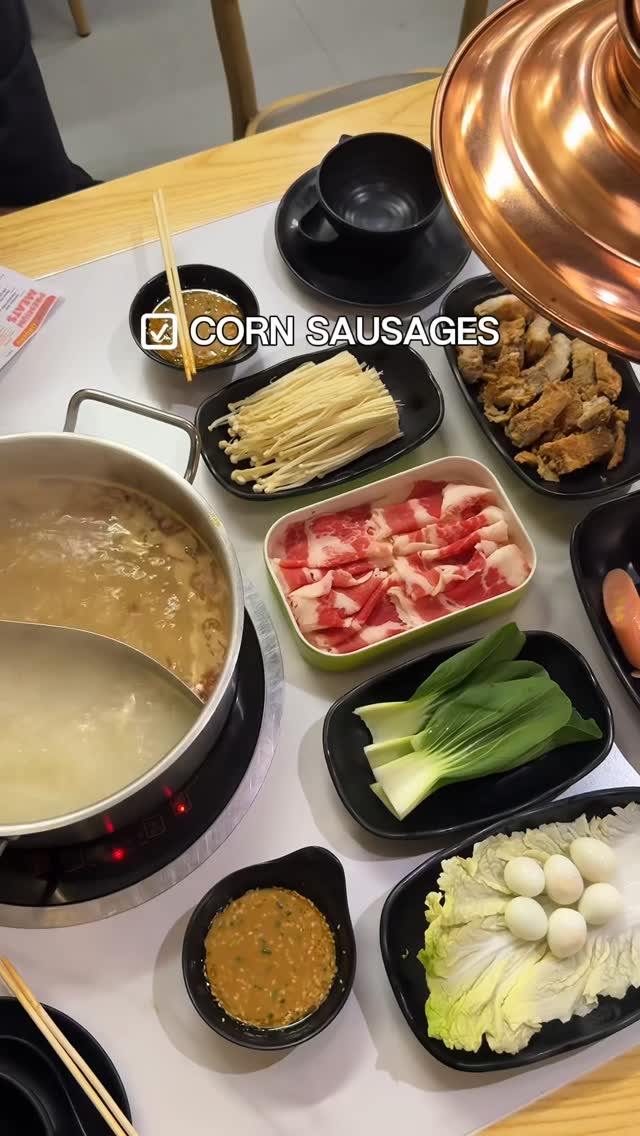 https://d2zmqyh8caa94h.cloudfront.net/creator_social_media_contents/instagram/reels/DWTVMQXj0r3/DWTVMQXj0r3.mp4