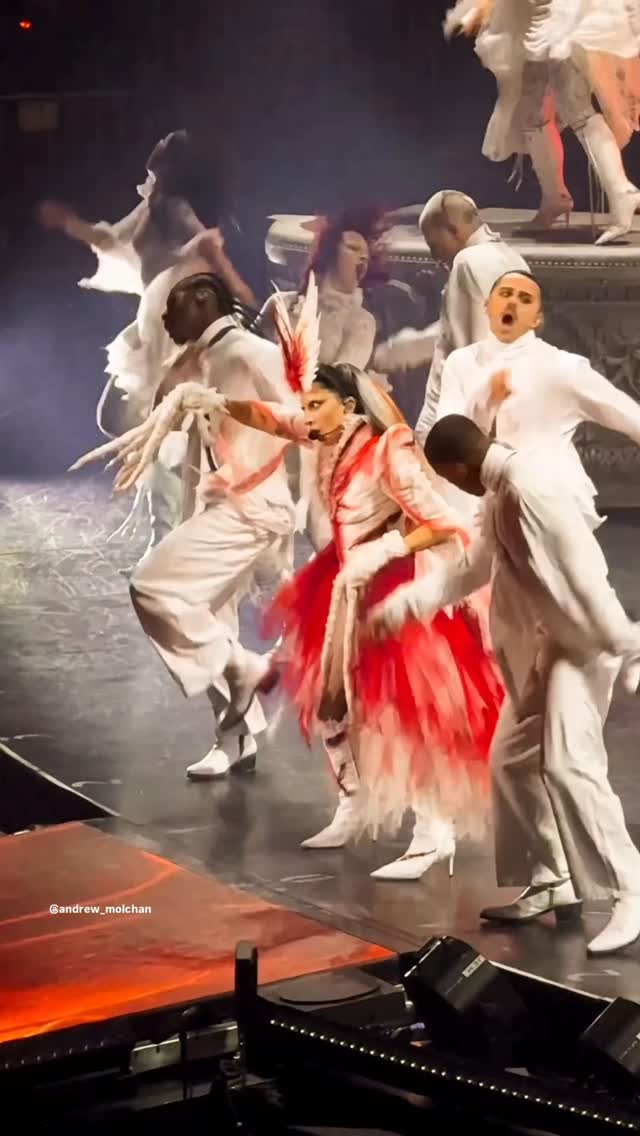 https://d2zmqyh8caa94h.cloudfront.net/creator_social_media_contents/instagram/reels/DX9VB4JAHeO/DX9VB4JAHeO.mp4