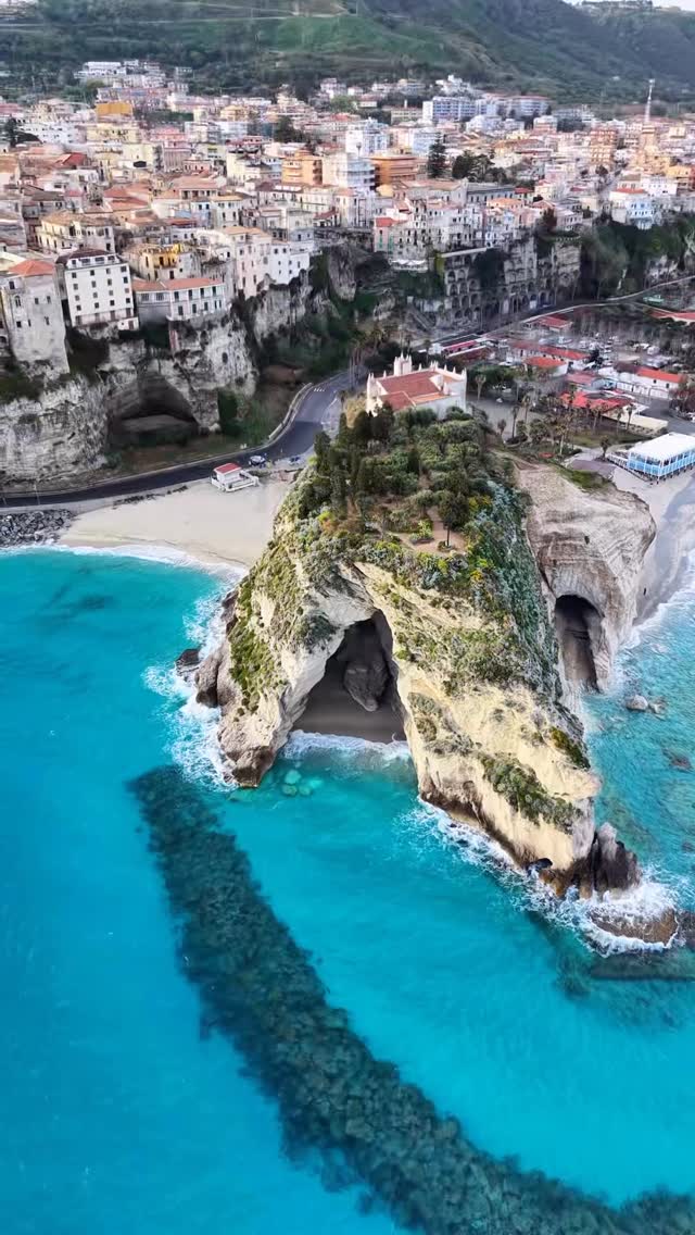https://d2zmqyh8caa94h.cloudfront.net/creator_social_media_contents/instagram/reels/DXYmJA0iArH/DXYmJA0iArH.mp4