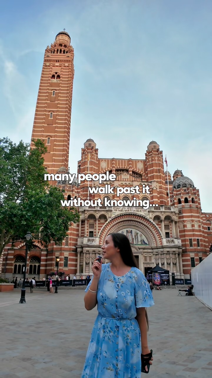 https://d2zmqyh8caa94h.cloudfront.net/creator_social_media_contents/instagram/reels/Da7XEWLMpIh/Da7XEWLMpIh.mp4