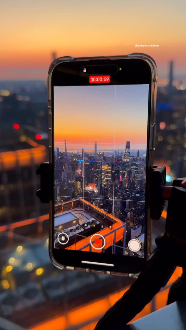 https://d2zmqyh8caa94h.cloudfront.net/creator_social_media_contents/instagram/reels/DboSUjuBMTU/DboSUjuBMTU.mp4