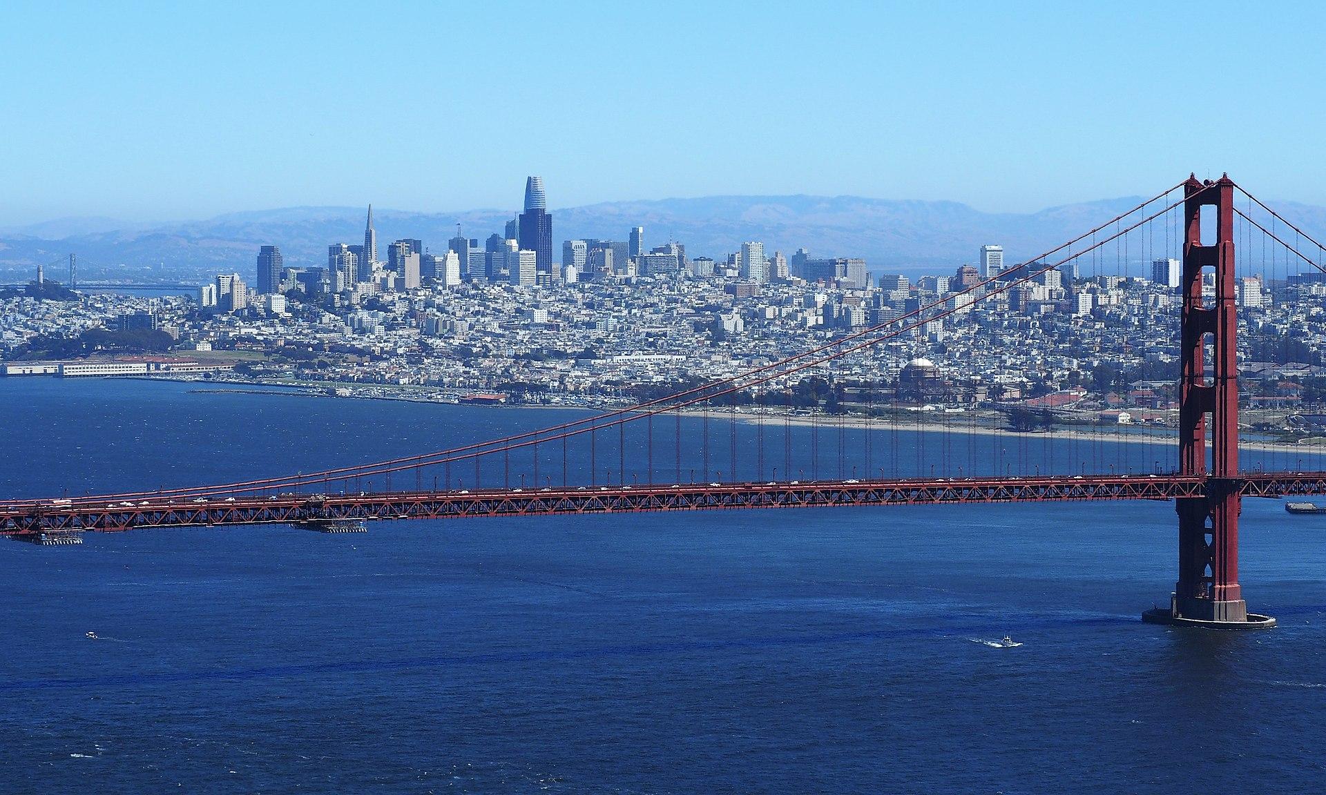San Francisco Hidden Gems: Between the Bay and the Hills.