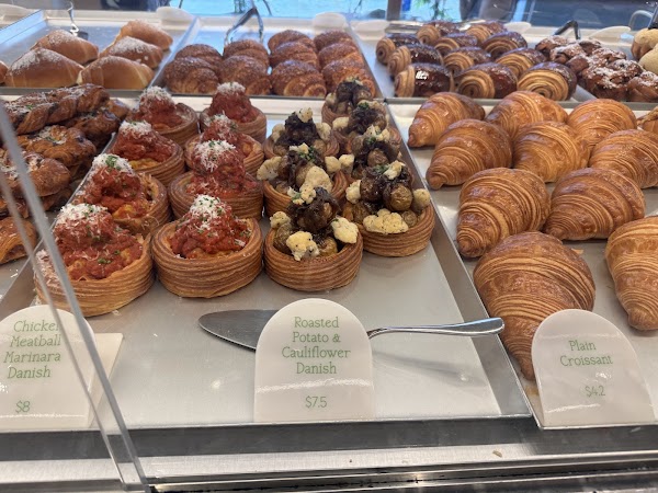 Tiong Bahru Bakery 3