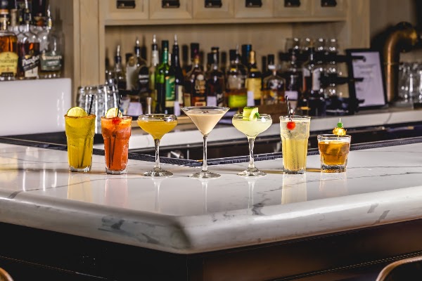 JOHNMARTIN's Restaurant & Bar