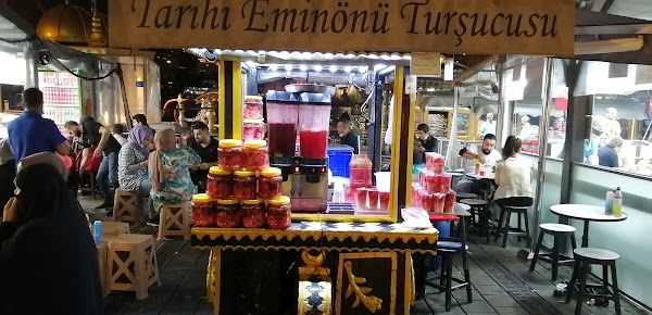 Tarihi Eminönü Balık Ekmek