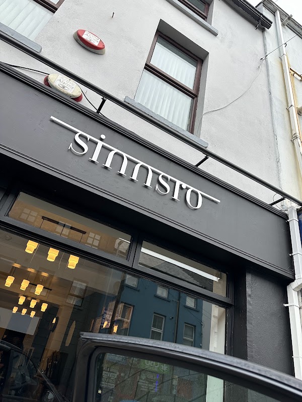 Sinnsro Cafe