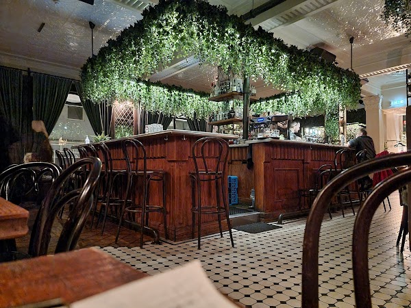 Jungle Cocktail Bar 1