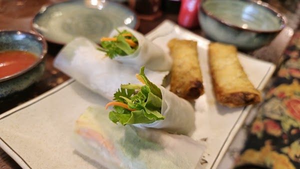 MẸT Vietnamese restaurant & Vegetarian Met 4 3