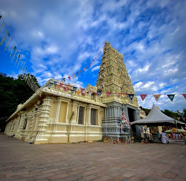 Penang Waterfall Hill Temple (தண்ணீர் மலை கோயில்)